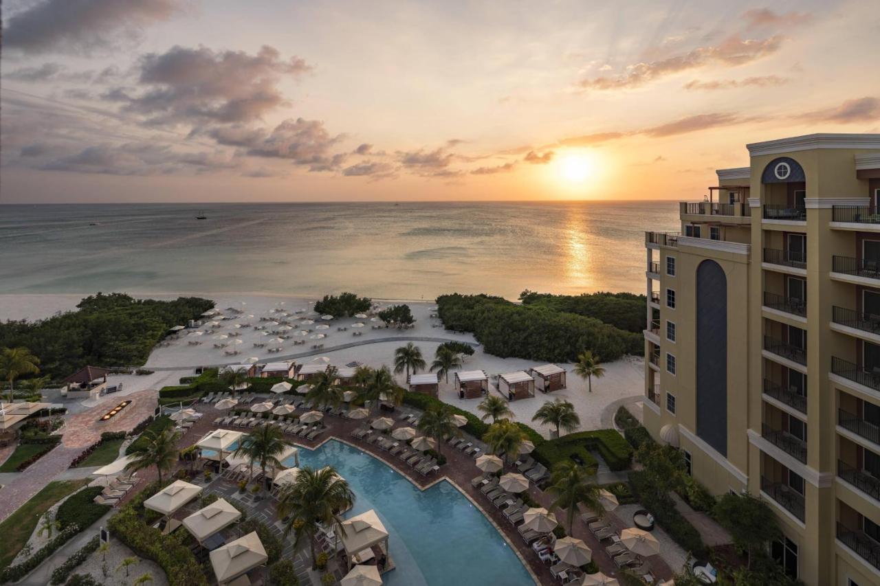 Отель The Ritz-Carlton, Aruba Палм Бич Экстерьер фото