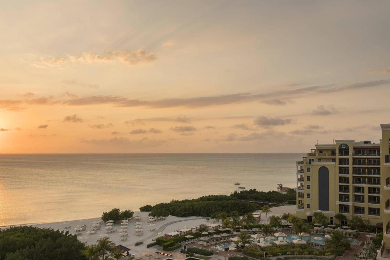 Отель The Ritz-Carlton, Aruba Палм Бич Экстерьер фото