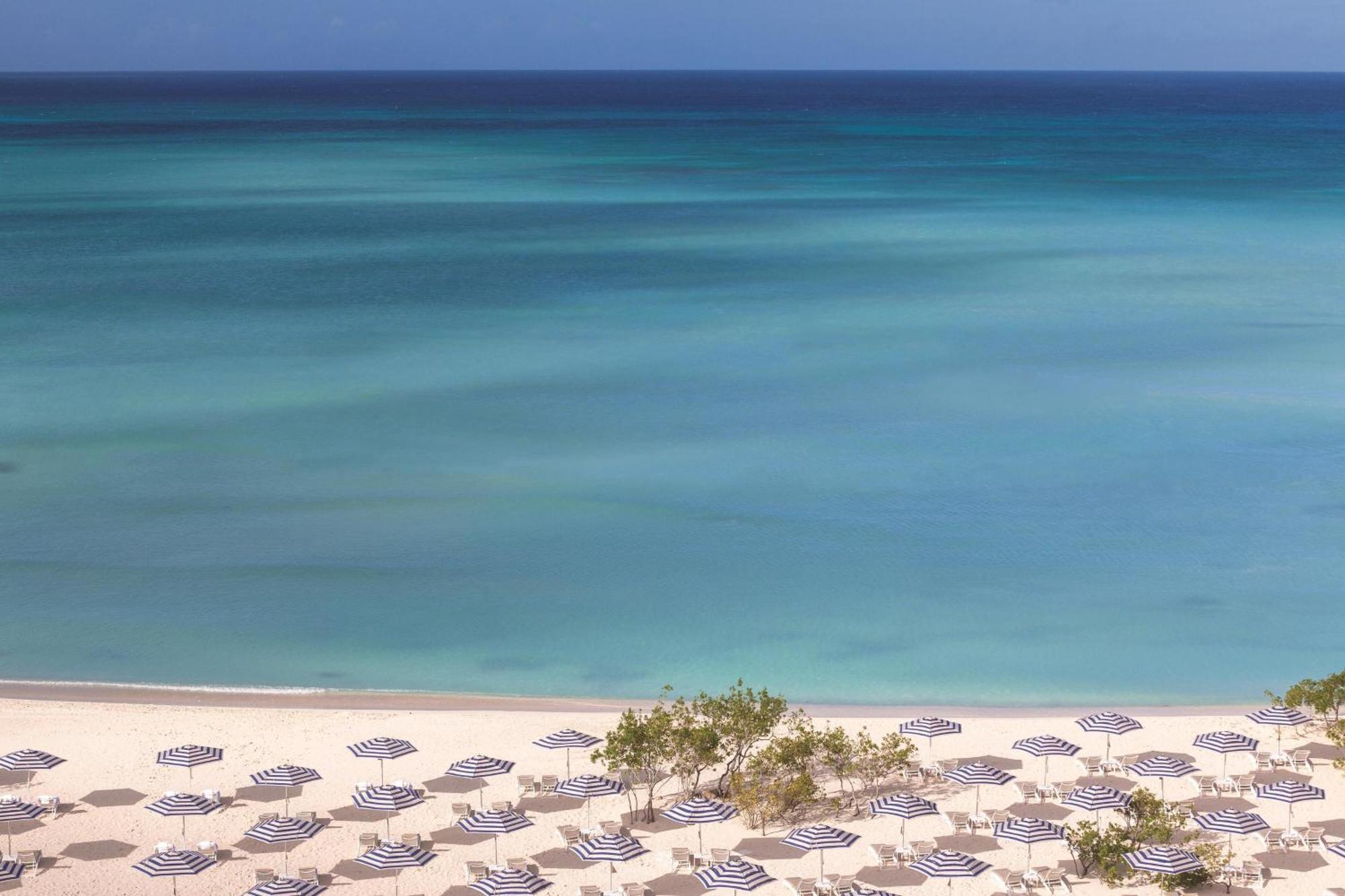 Отель The Ritz-Carlton, Aruba Палм Бич Экстерьер фото